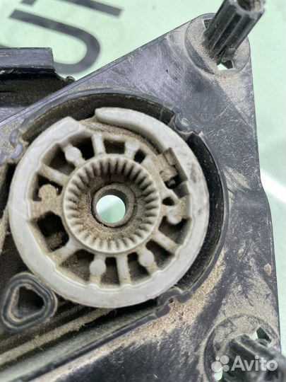 Стеклоподъемник передний левый volkswagen polo