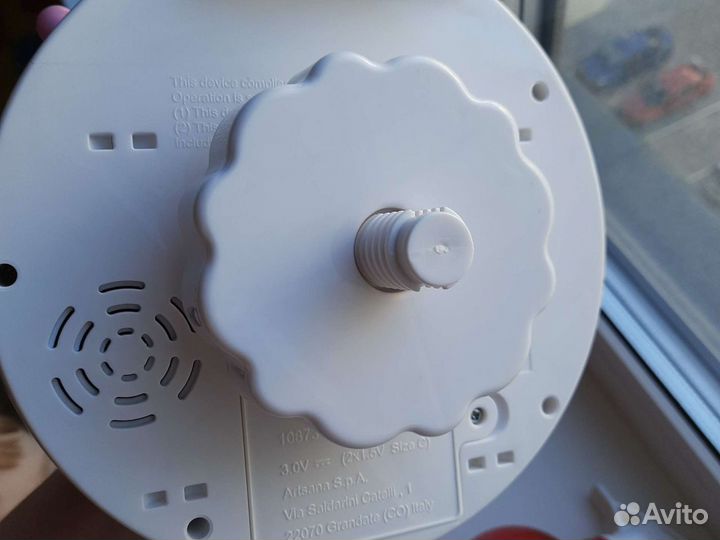 Мобиль проектор Chicco на кроватку