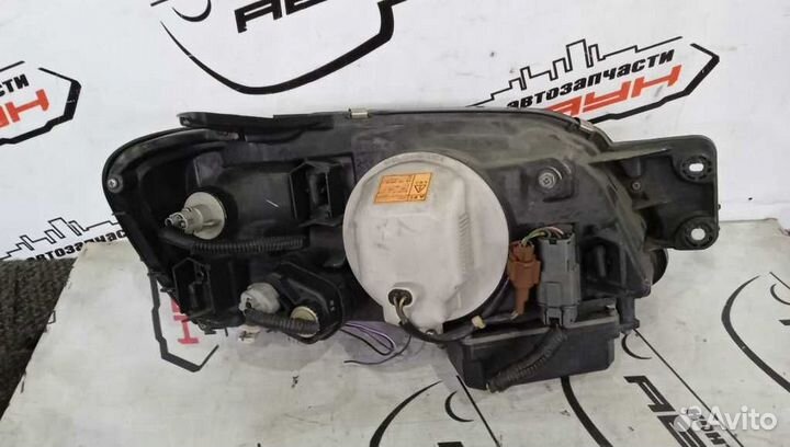 Фара subaru legacy legacy lancaster BE5 BE9 BEE BH