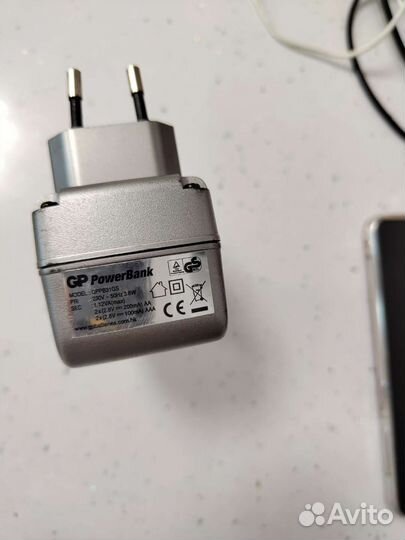 Зарядное устройство для аккумуляторных батареек