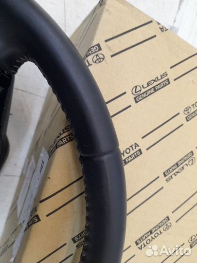 Руль Toyota Land Cruiser 200 2012-2021