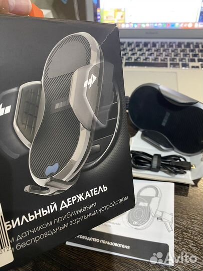 Автомобильный держатель для телефона InterStep