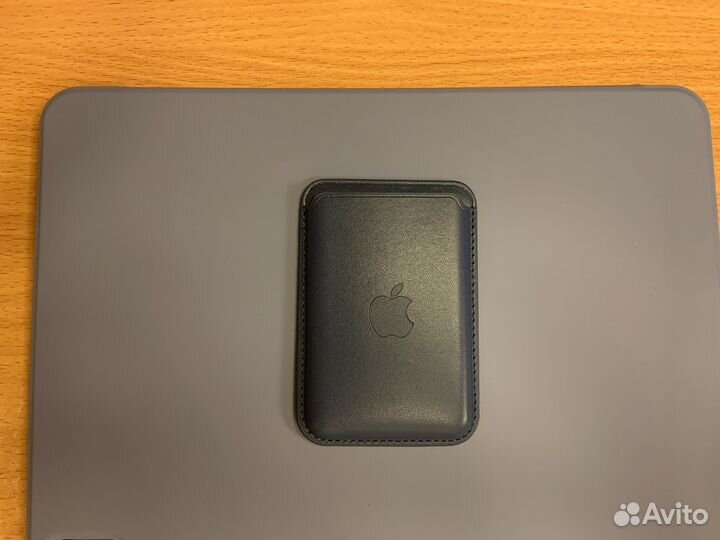 Wallet MagSafe кошелек