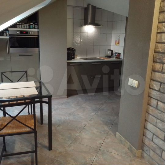 4-к. квартира, 100,2 м², 6/7 эт.