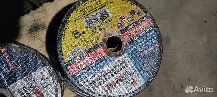 Шлифовальный абразивный диск lugaabrasiv