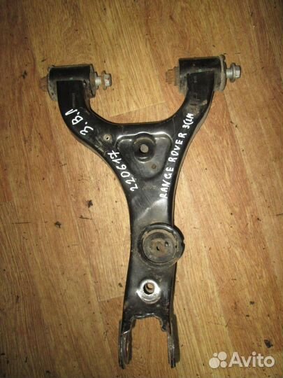 Рычаг задний верхний левый
