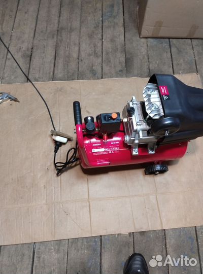 Компрессор воздушный 24 л