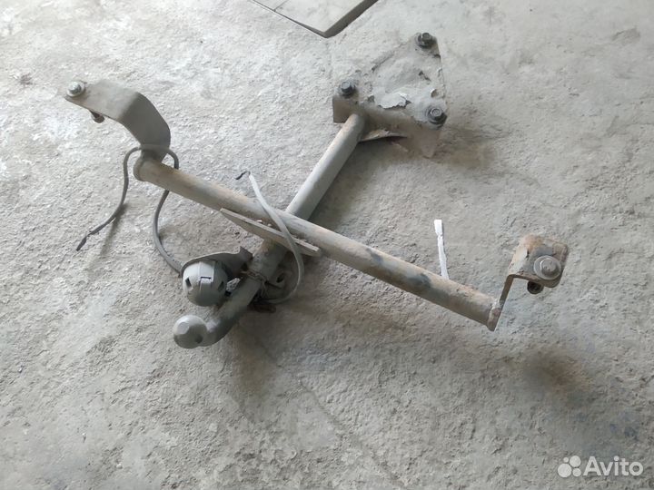 Фаркоп приора универсал