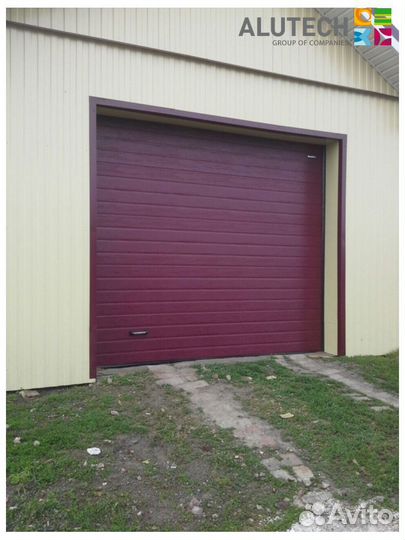 Секционные ворота alutech