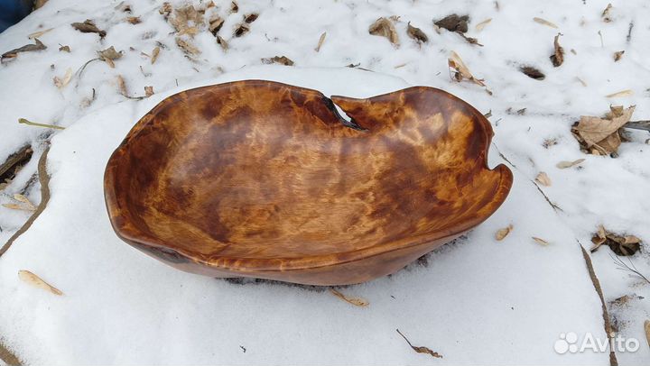 Чаша из дерева