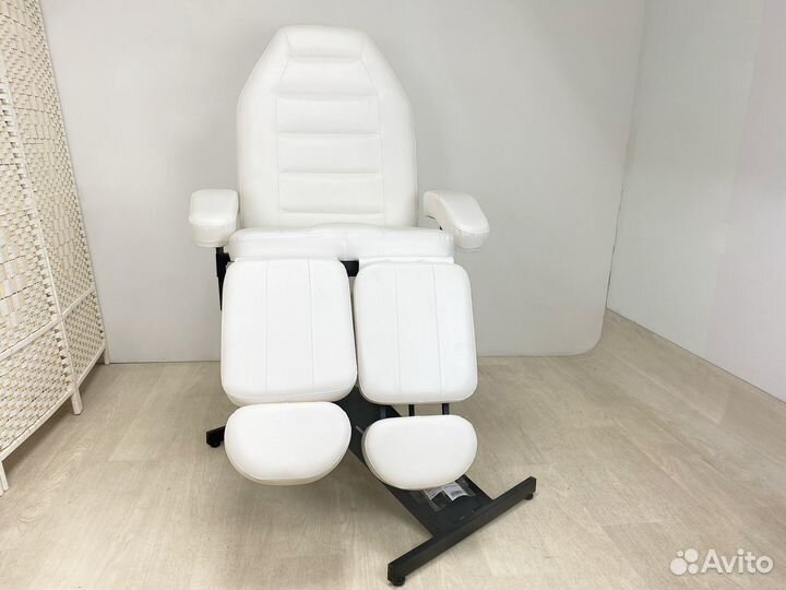 Педикюрное кресло на гидравлике
