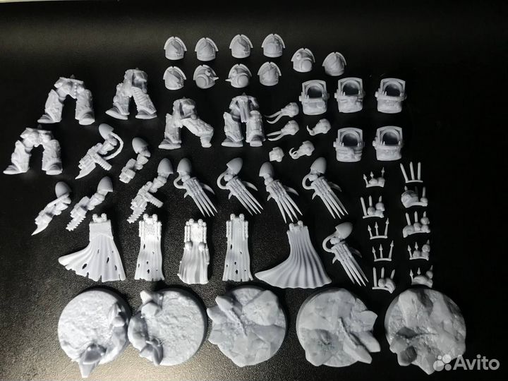 Warhammer 40000 миниатюры Slaanesh Terminators