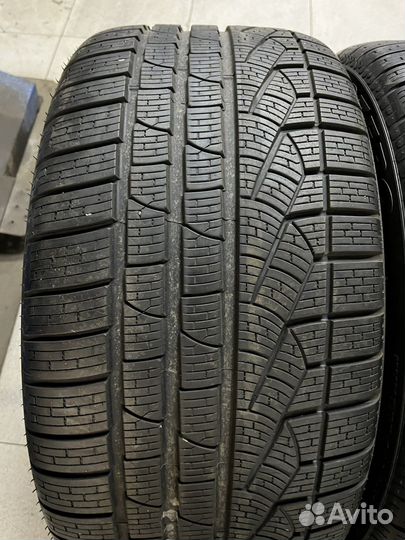 Pirelli Winter Sottozero Serie II 245/40 R20 и 275/35 R20