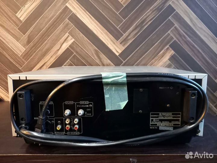 Проигрыватель LD/CD Pioneer CLD-9000