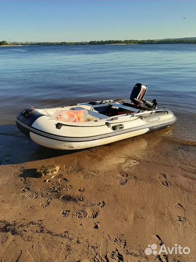 Лодка Gladiator 330 mercury 5