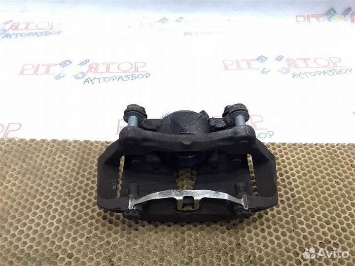 Суппорт передний левый Audi Q5 (8R) 2008-2012