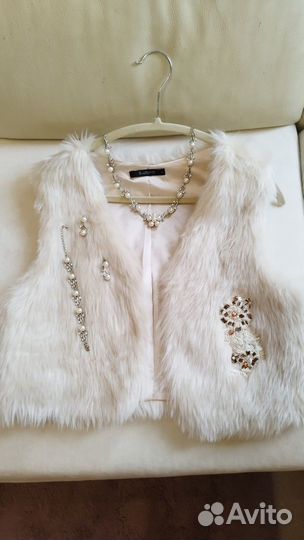 Свадебные аксессуары, шубка и украшения