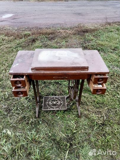 Швейная машинка