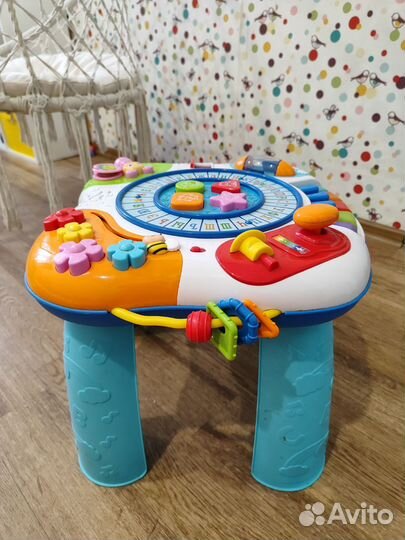 Развивающий музыкальный столик для малышей