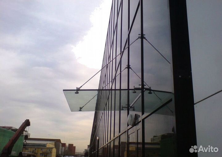 Стеклянные навесы