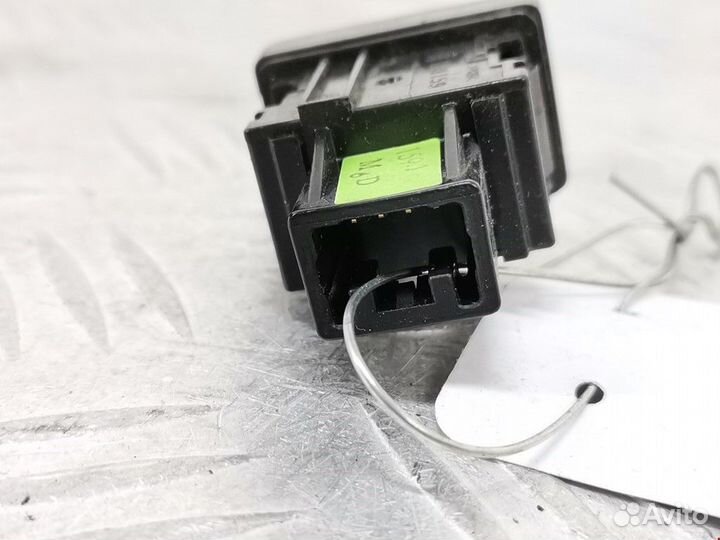 Кнопка корректора фар Toyota Prius 2 2007