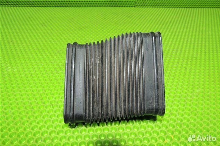 Патрубок воздушного фильтра Bmw M3 E90 N64N 2009