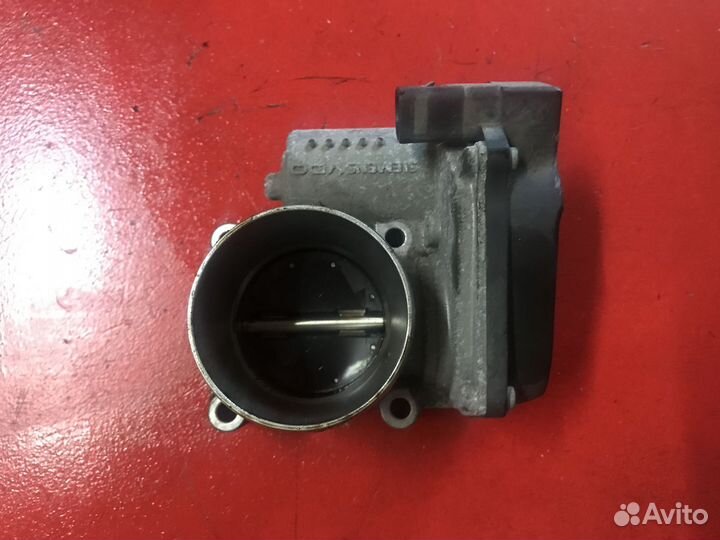 Дроссельная заслонка Volkswagen Golf 6 1.4 caxa