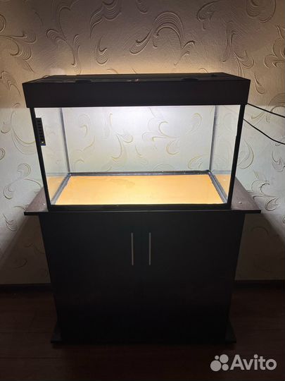 Аквариум с тумбой