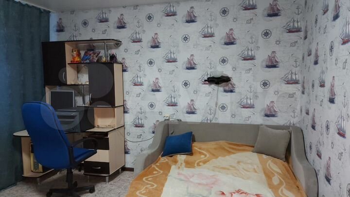 2-к. квартира, 67,4 м², 2/4 эт.