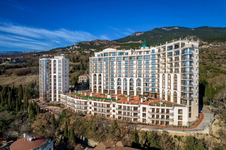 2-к. квартира, 96,2 м², 1/10 эт.