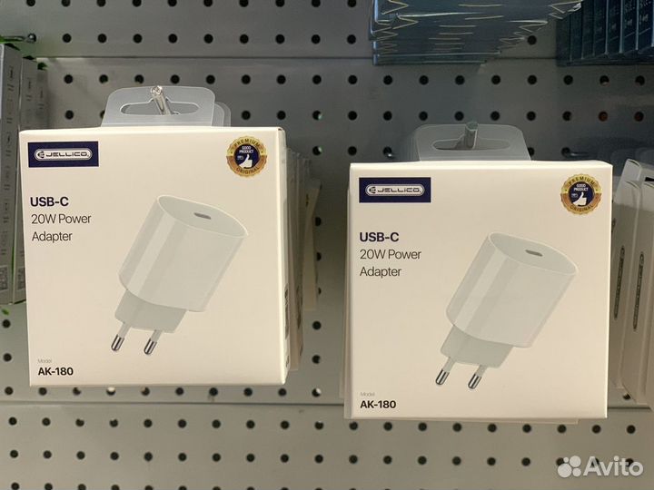 Зарядка на iPhone