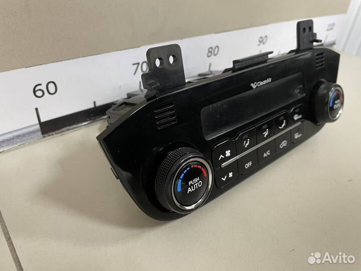 Блок управления климатической установкой Kia Sport