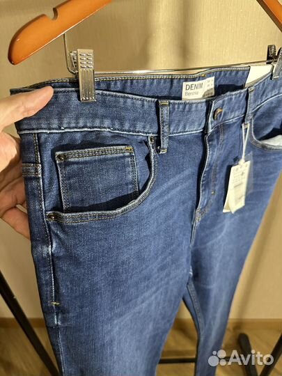 Джинсы Bershka slim W34 классические новые