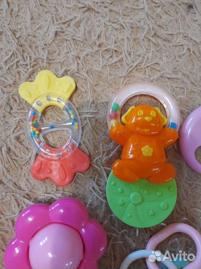 Игрушки для малышей