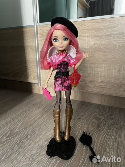 Кукла Ever After High Купидон, Сквозь лесную чащу