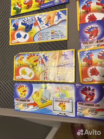 Вкладыши киндер игрушек кольца страны