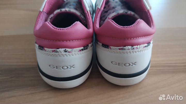 Кеды, сандали Geox для девочки
