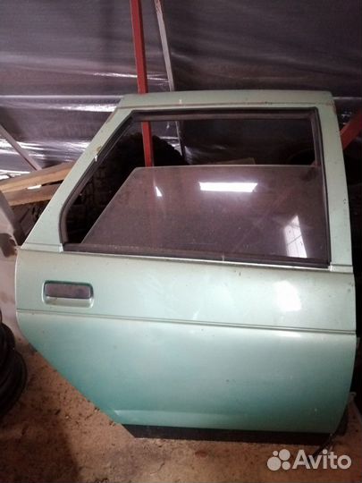 Дверь правая задняя на ваз 2112,11,10