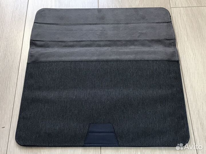 Чехол для MacBook 13 Sumdex ICM-134 BK