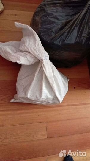 Мешки с одеждой