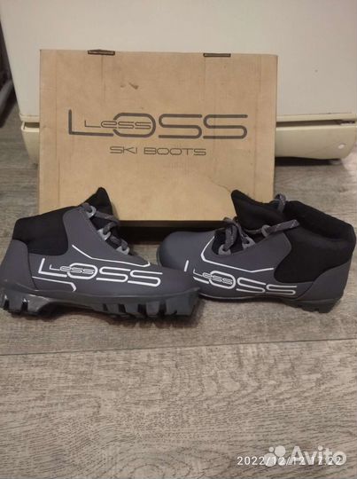 Лыжные ботинки