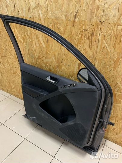 Дверь боковая передняя левая Vw Tiguan 5N17V3 CCT