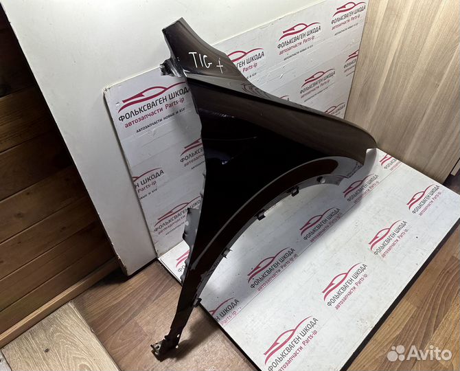 Крыло переднее правое Фольксваген Тигуан