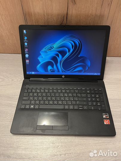 HP 15 (Ryzen 3 2200/8гб/Vega 3/SSD+HDD)