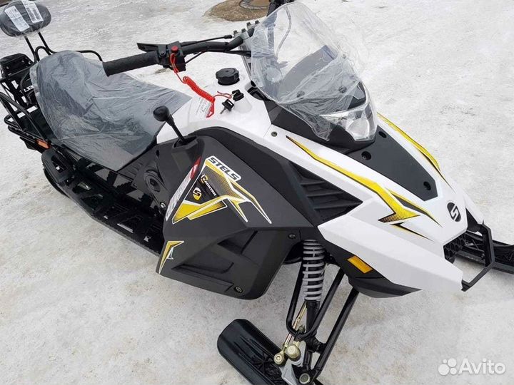 Снегоход Stels Капитан S200 Long витрина