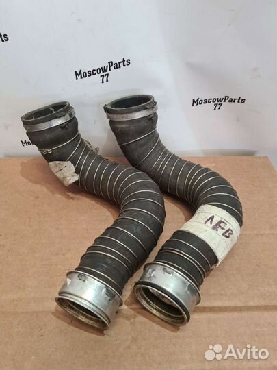 Патрубок интеркулера левый Mercedes W204