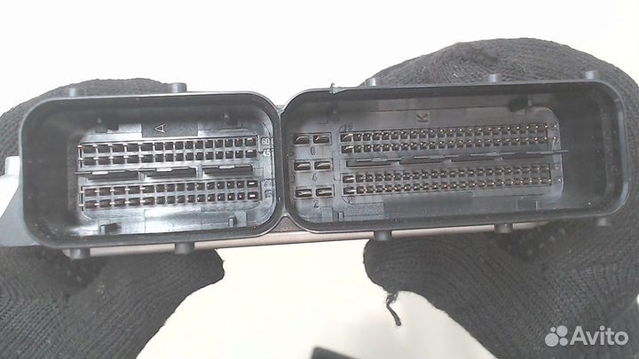 Блок управления двигателем Audi A4 (B8), 2011