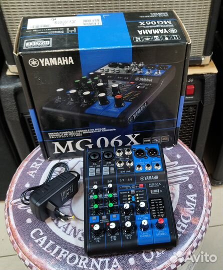 Компактный микшерный пульт Yamaha MG06X