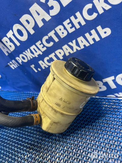 Бачок гидроусилителя Renault Megane 1 седан K4J