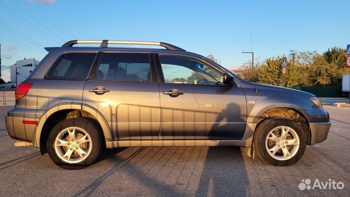 Mitsubishi Outlander 2.4 AT, 2003, 138 000 км